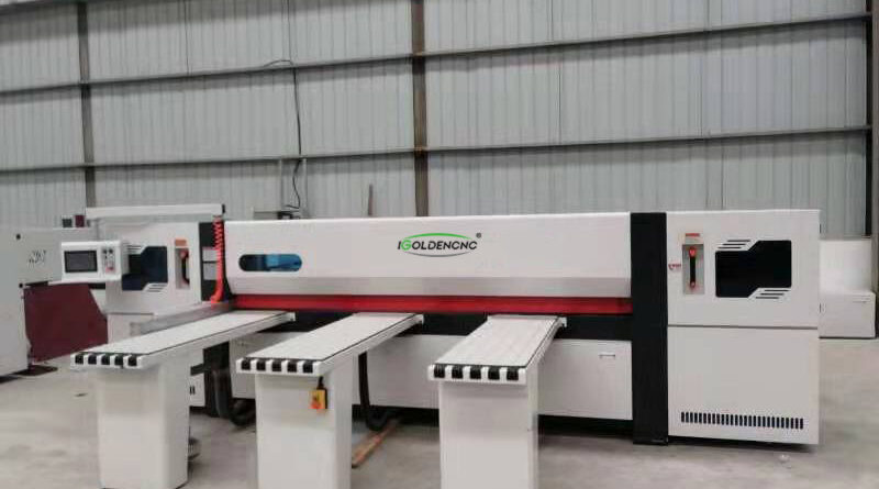 Panel Saw Cutting Machine