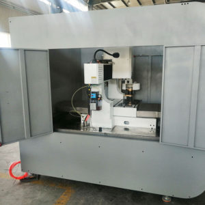Fully Enclosed ATC Small CNC Engraving Machine